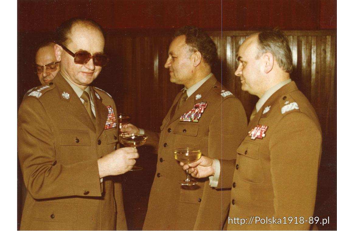 Gen. Wojciech Jaruzelski (3)