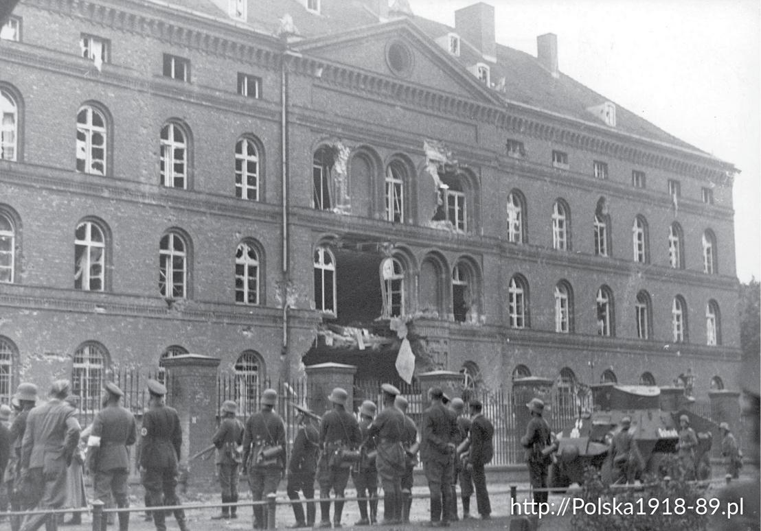 Obrona budynku Poczty Polskiej w Gdańsku (5) 
