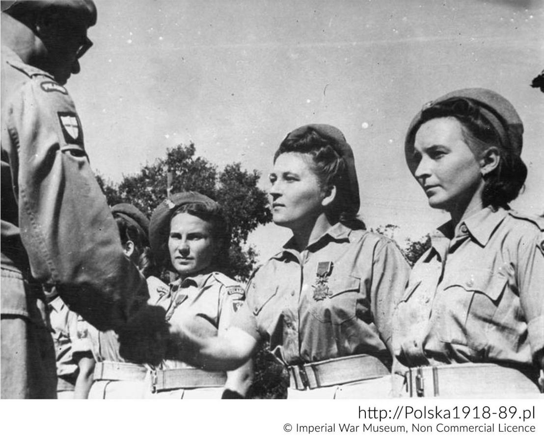 Odznaczenia żołnierzy Pomocniczej Służby Kobiet